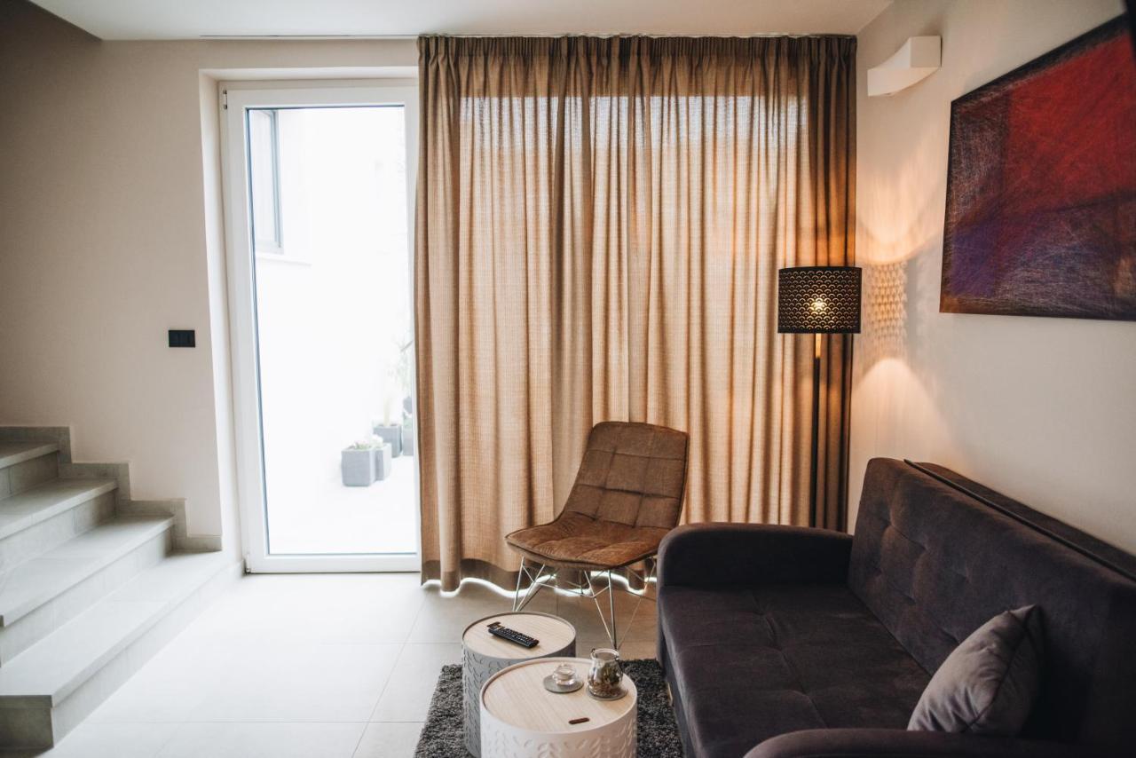 Stay In The Very Heart Of Porec - 50M To The Beach Exteriör bild