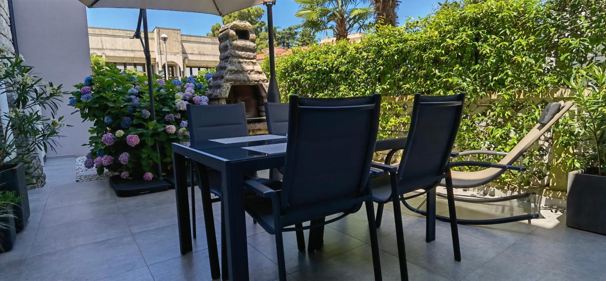 Stay In The Very Heart Of Porec - 50M To The Beach Exteriör bild